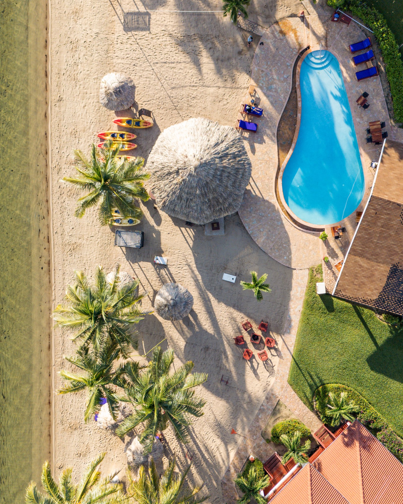 Belizean Dreams Resort: Steel House photography