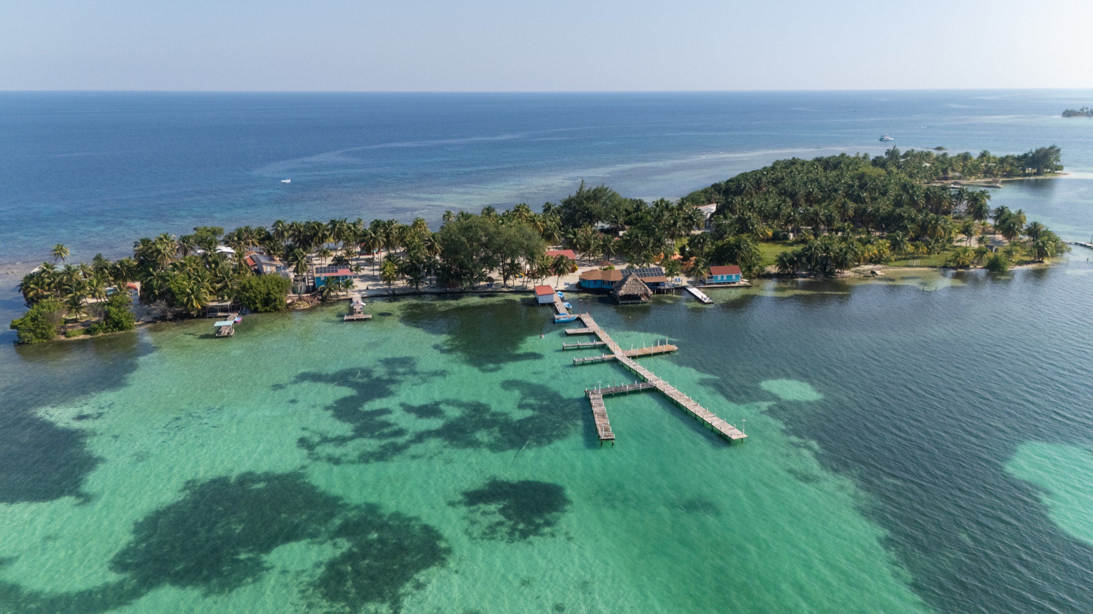 Blue Marlin Beach Resort: Steel House photography