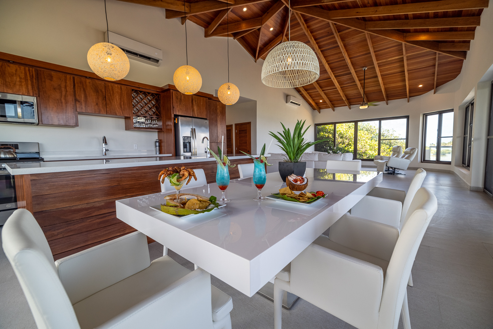 Manta Island Resort: Steel House photography