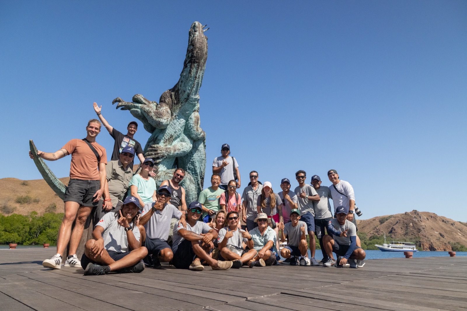 Wallacea Dive Cruises: Steel House photography